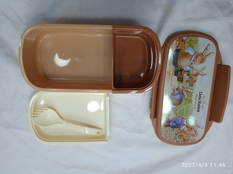 Debi Rabbit Happy Every Day Double Layer Tiffin Lunch Box: Make Lunchtime Fun For Your Kids With This Adorable Double-Layer Tiffin Lunch Box. 