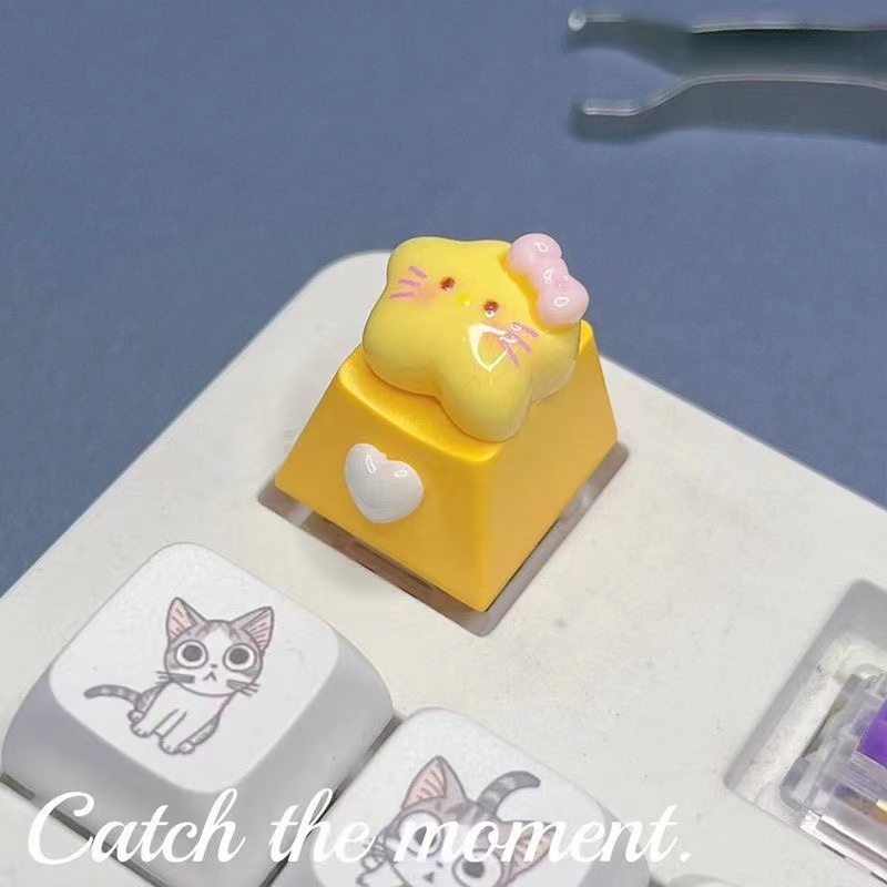 Cute Pink Mini Emoji Cat Bow Star Keycap Cross Axis R4 Cartoon Cat Mechanical Keyboard Keycap. 