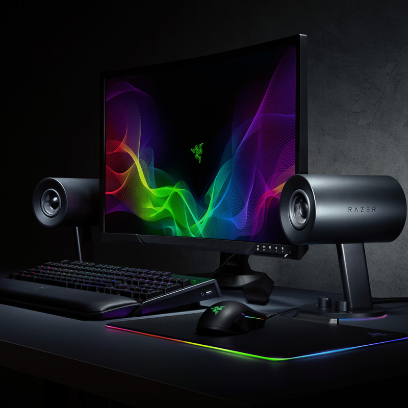 RAZER Nommo Chroma 2.0 PC Speakers with Full Range Sound 3.5MM and USB Audio Connection Chroma RGB Computer Speakers. 