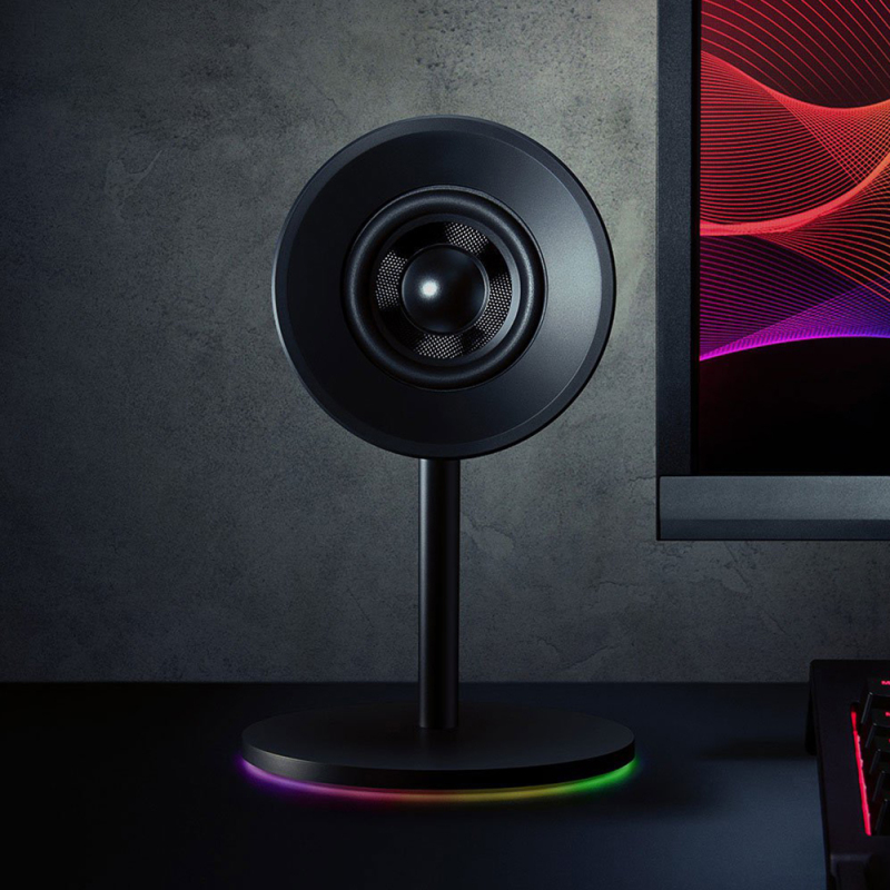 RAZER Nommo Chroma 2.0 PC Speakers with Full Range Sound 3.5MM and USB Audio Connection Chroma RGB Computer Speakers. 