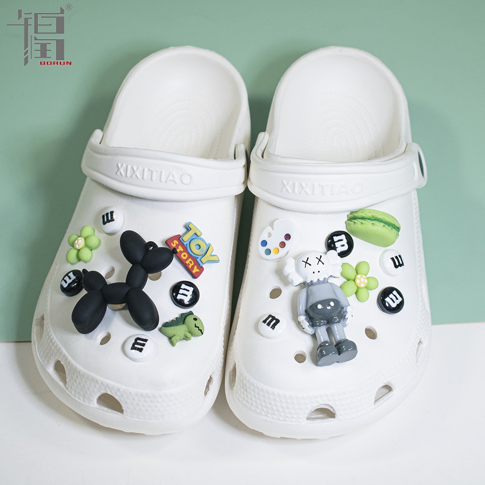 Crocs Jibbitz KAWS Set DIY Shoes Charm Button. 