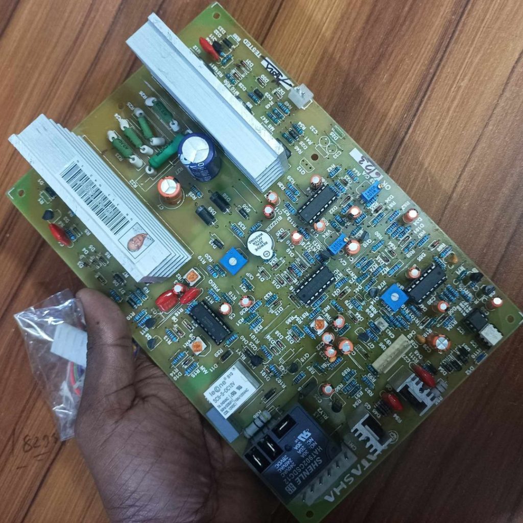 600W IPS Board Indian IPS NTSH Inverter Kit DC 12V To AC 220V 600W Output Square Wave Charging Overload Protection IPS Circuit Board 600W Inverter Circuit Adapters. 