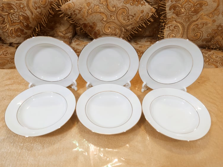 White With Golden Line Half Plate Set 7 Inch 6 Pcs Set. Porcelain Deep Cook Plate Set 7 Inch , Ceramic Sauce Plate , Cake Plate Or Salad Plate Set.. 