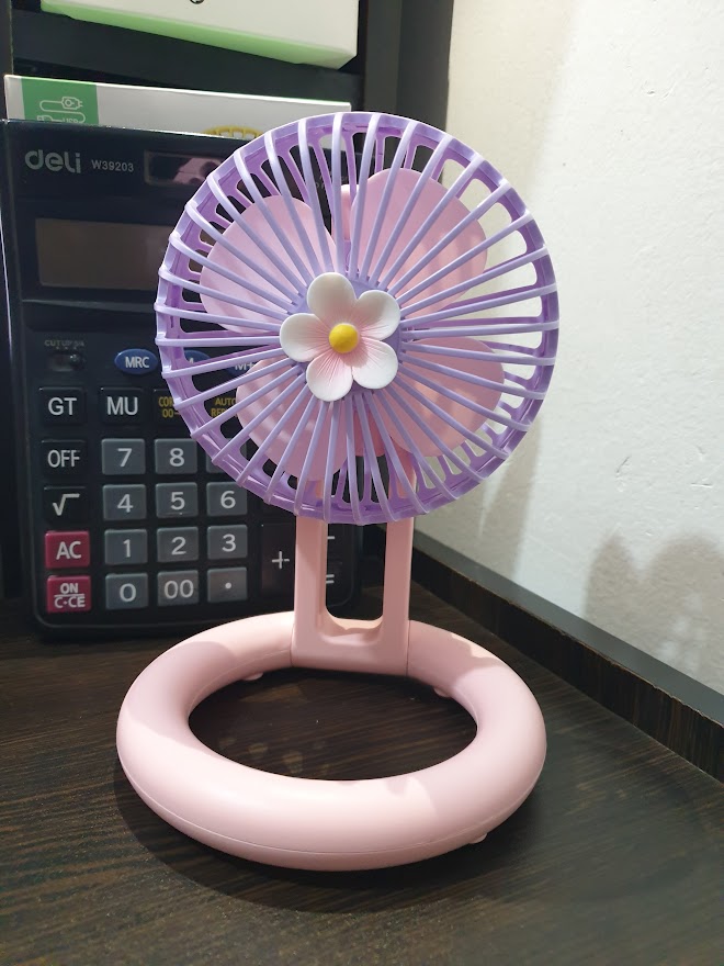 Mini Storage and folding Fan Silence USB Charging Third Gear Wind Speed Fan. 