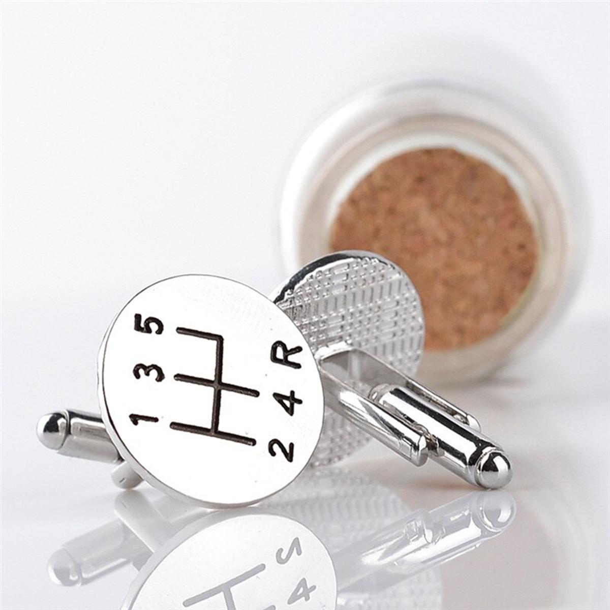 【happy one】1Pair Trendy Manual Hang Up Bus Cufflinks For Mens Shirt Jewelry High Quality Twins Cufflinks Buttons Gifts Cuff Links