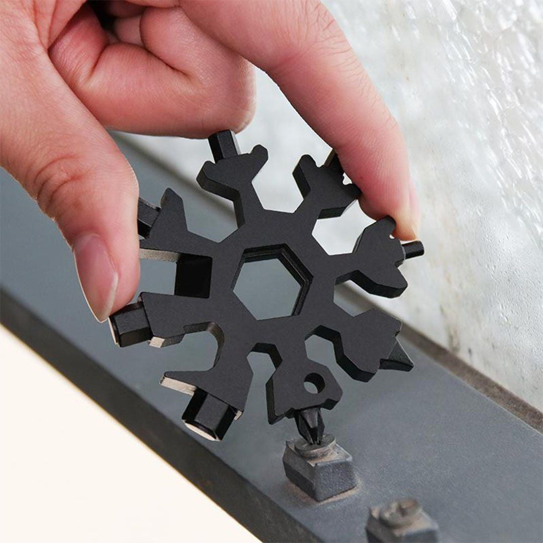 Amenitee 18-in-1 Snowflake Multi-Tool - Easy N Genius - Saker 18-in-1 Stainless Steel Snowflakes Multi-Tool (Standard, Stainless Steel). 