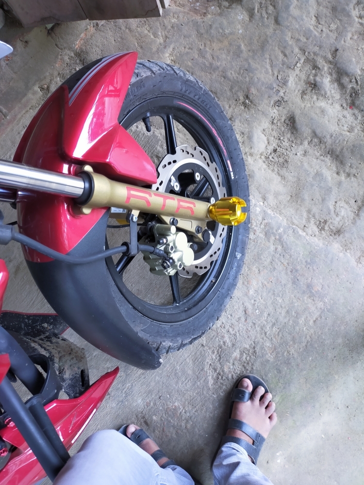 Front wheel gutli/bumper gutli for bike and cycle Golden Colour.. 