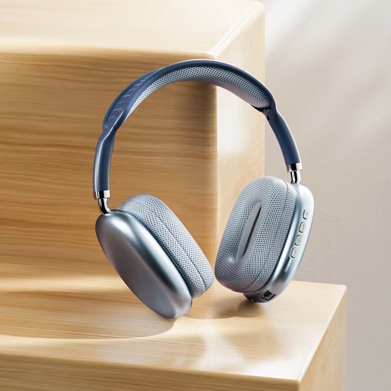 P9 plus max headset bluetooth headset cross-border headset bass game big headset. 