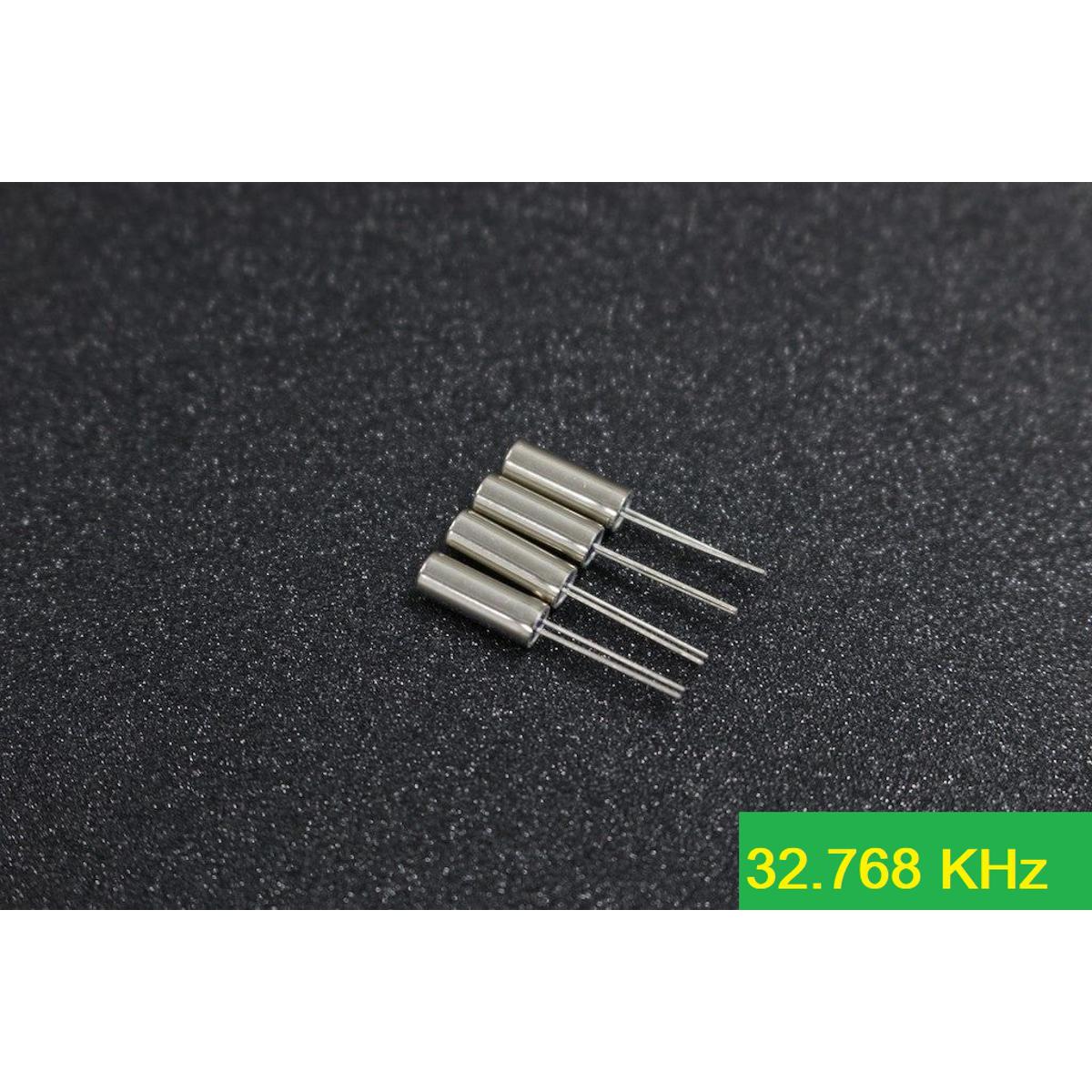 5Pcs- 32.768KHz RTC CRYSTAL Oscillators 32.768KHZ Cylindrical Real Time Clock Passive Quartz Crystal Glass Resonator Oscillators Frequency Generator 2 Pin Leads Terminals