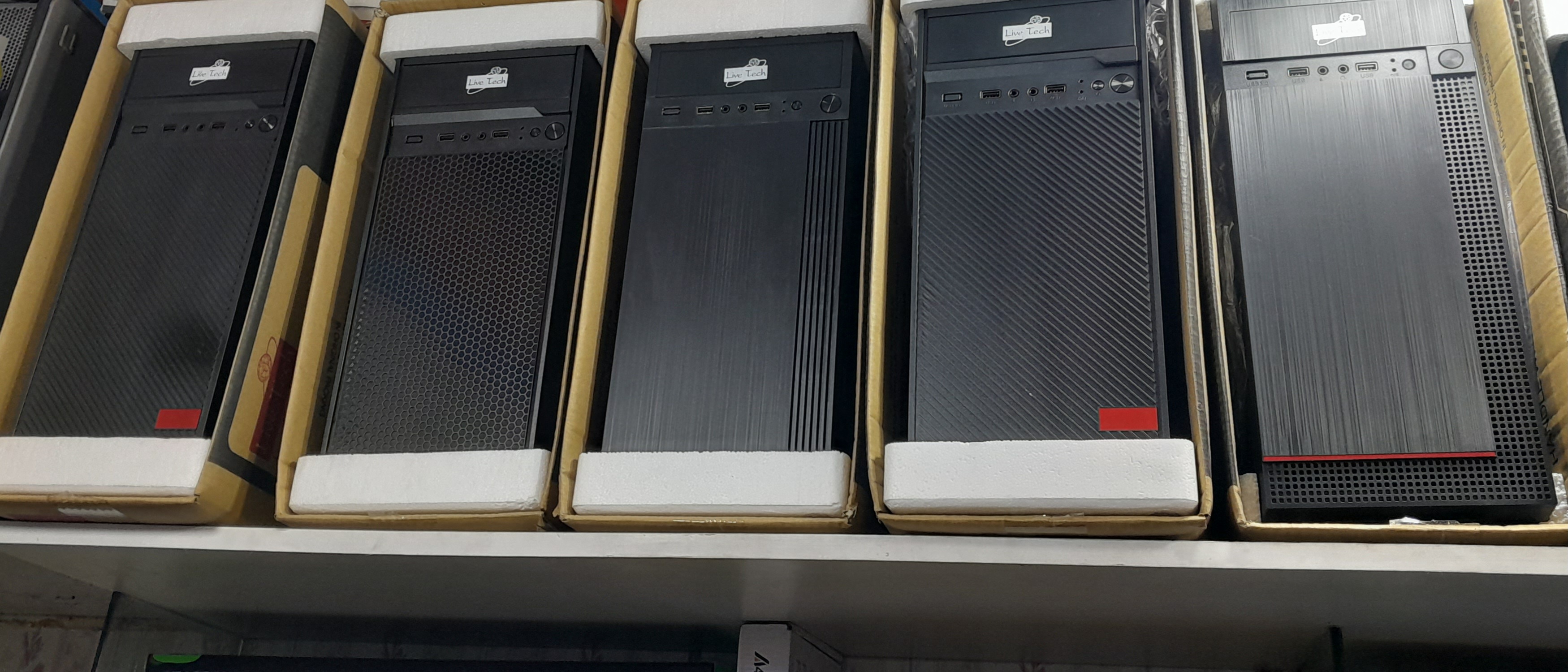 Sleek And Efficient- Live Tech Atx Thermal Casing In Black - Optimal Cooling For Your System. 