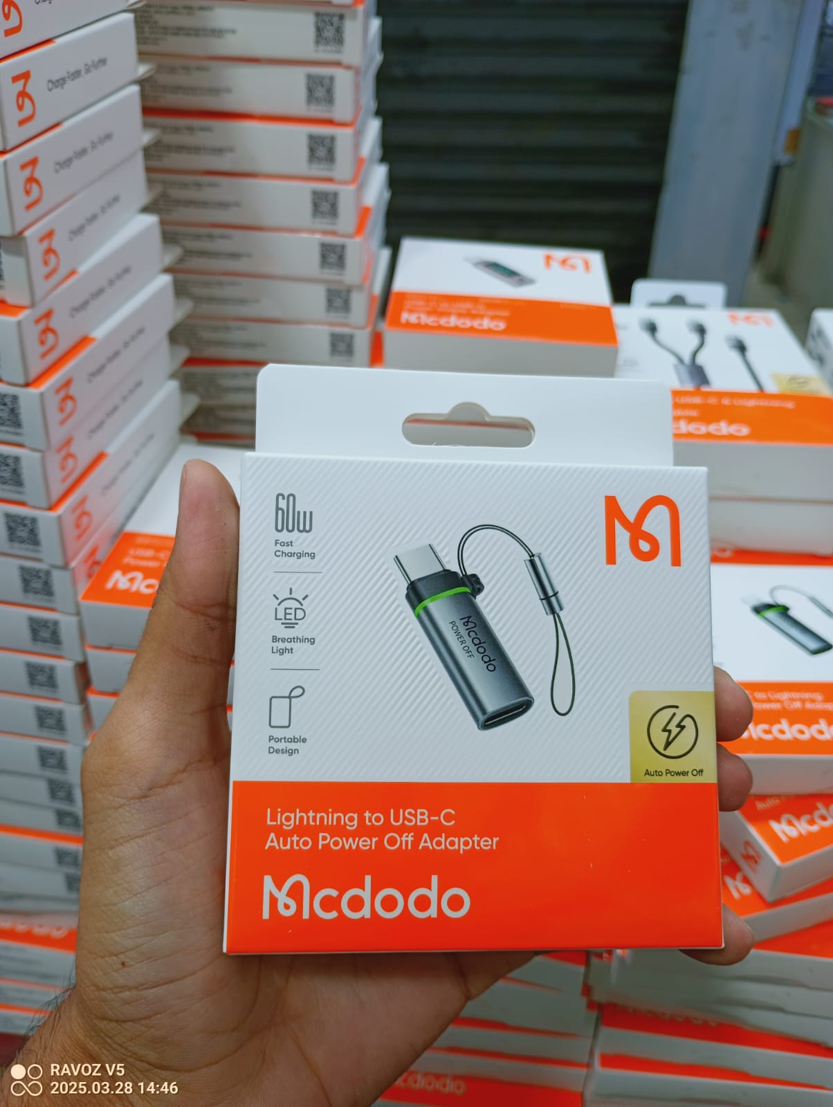 Mcdodo 60W OT-6010 Lightning to USB-C Auto Power Off Adapter