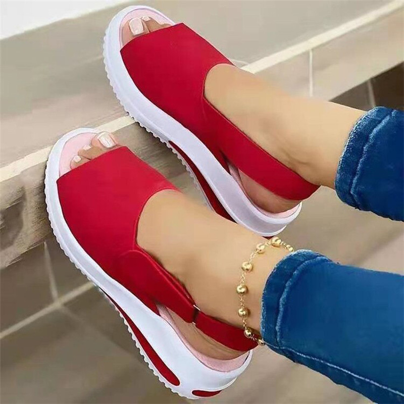 comfortable flat sandals for women