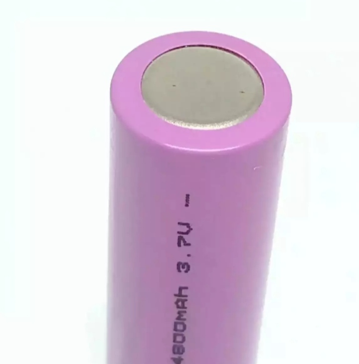 18650 3.7V 4800mAh Rechargeable Battery Use for Power Bank , Laptop Battery pack , Torch light , LED Light Etc. 