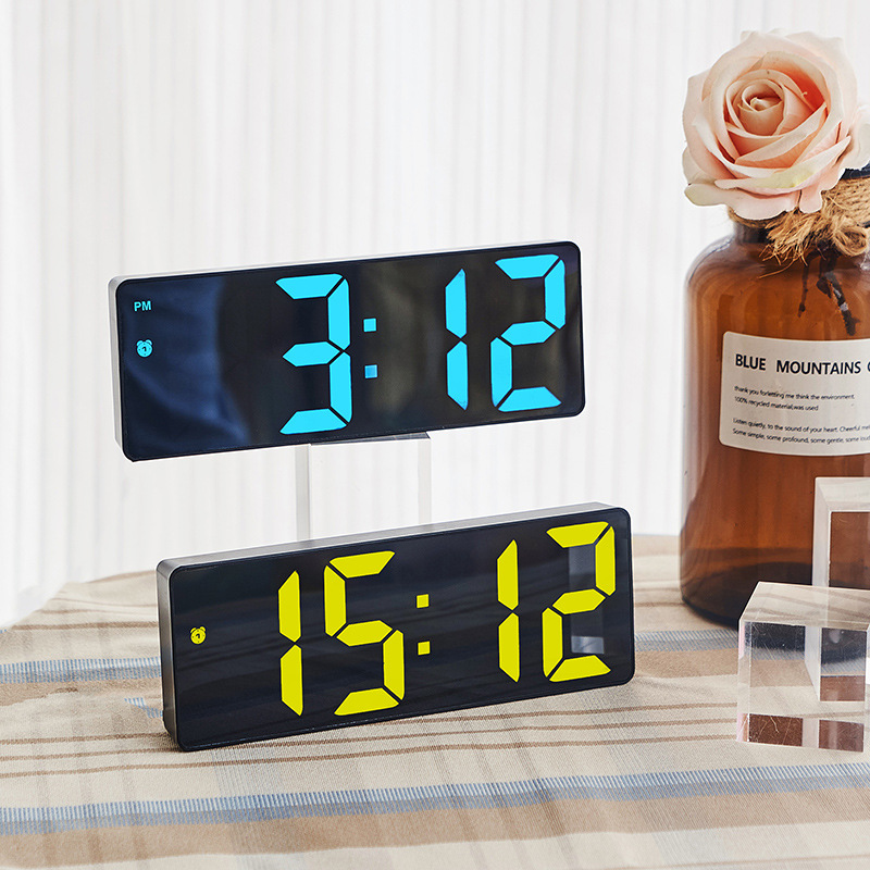 Color creative multi-function electronic clock simple large screen clock alarm clock student clock a variety of mirror 0712