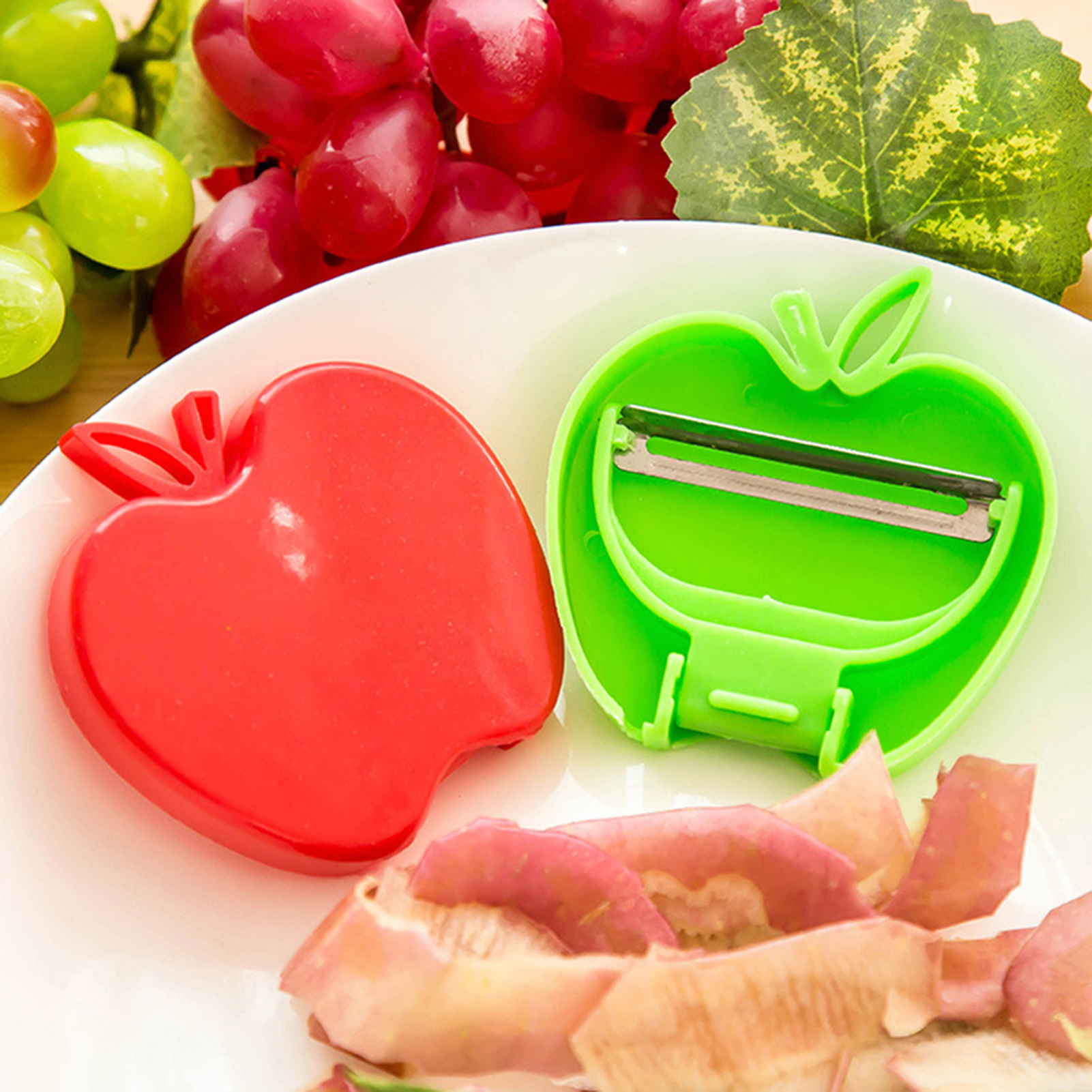 Peeler Apples Shape Foldable Stainless Steel Fruit Peeler Slicer Kitchen Tool for Home. 