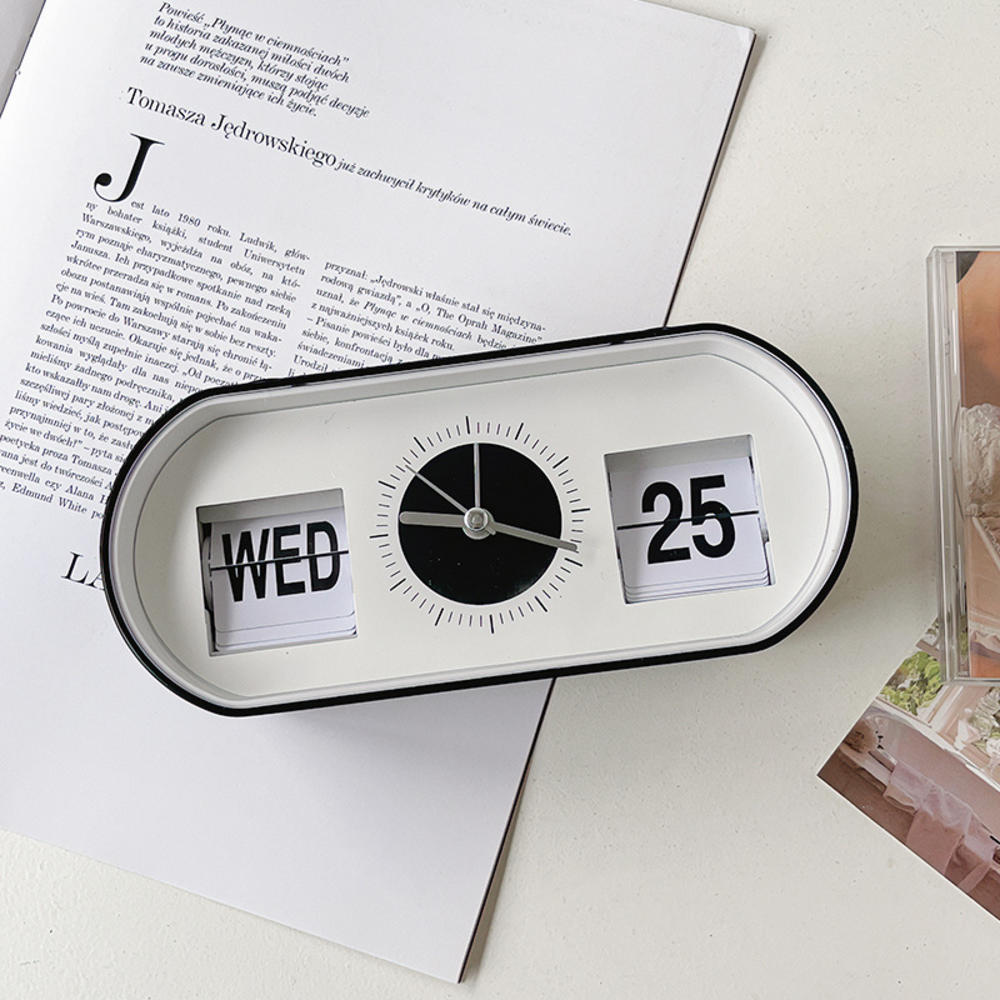 Desktop Vintage flip clock Unique Creative Vintage Mechanical alarm clock Flip mechanism Mechanical Desktop digital clock for Home decoration Office desk accessory Vintage enthusiasts Gift option Timekeeping. 