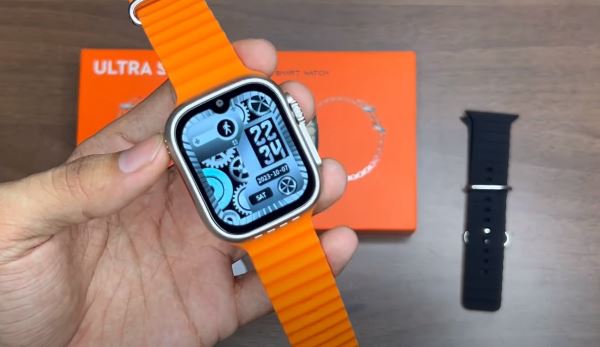 Ultra S9 Android 5g Smartwatch With Dual Camera 4GB/64GB – (Body Color-Golden with double Straps). 