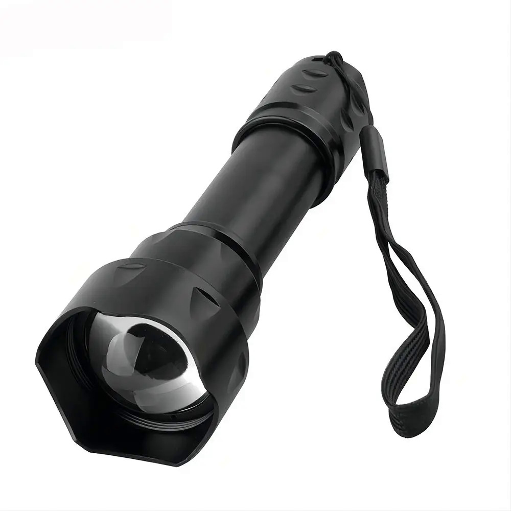 BORUiT T20 Infrared IR 850nm Night Vision LED Tactical Flashlight Zoom IPX6 Waterproof Torch Use 18650 Battery Hunting Lantern. 