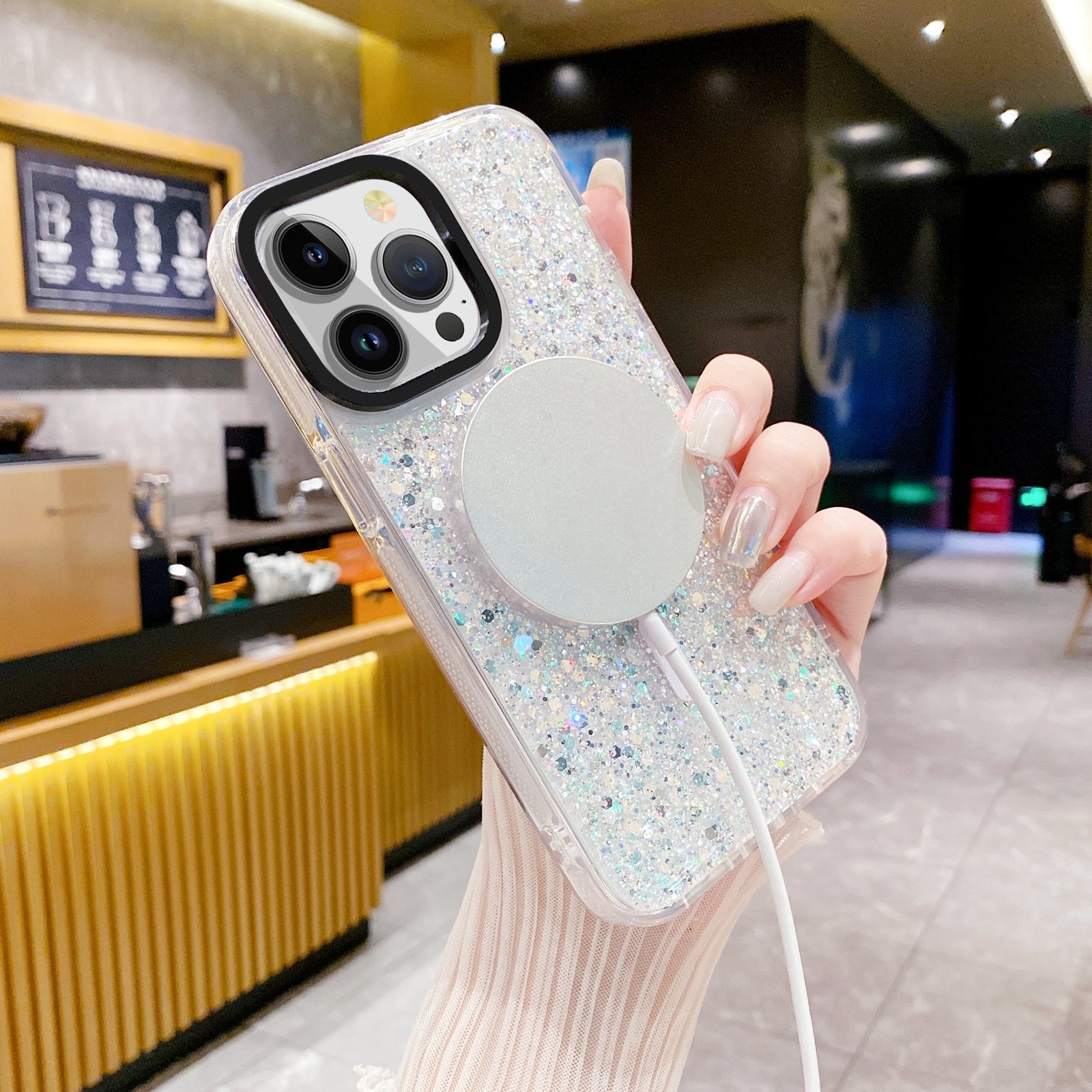 （COD Available)Gold Armor MagSafe Glitter Epoxy Phone Case For iPhone 15 Pro Max/iPhone 15 Pro/iPhone 15/iPhone 15 Plus. 