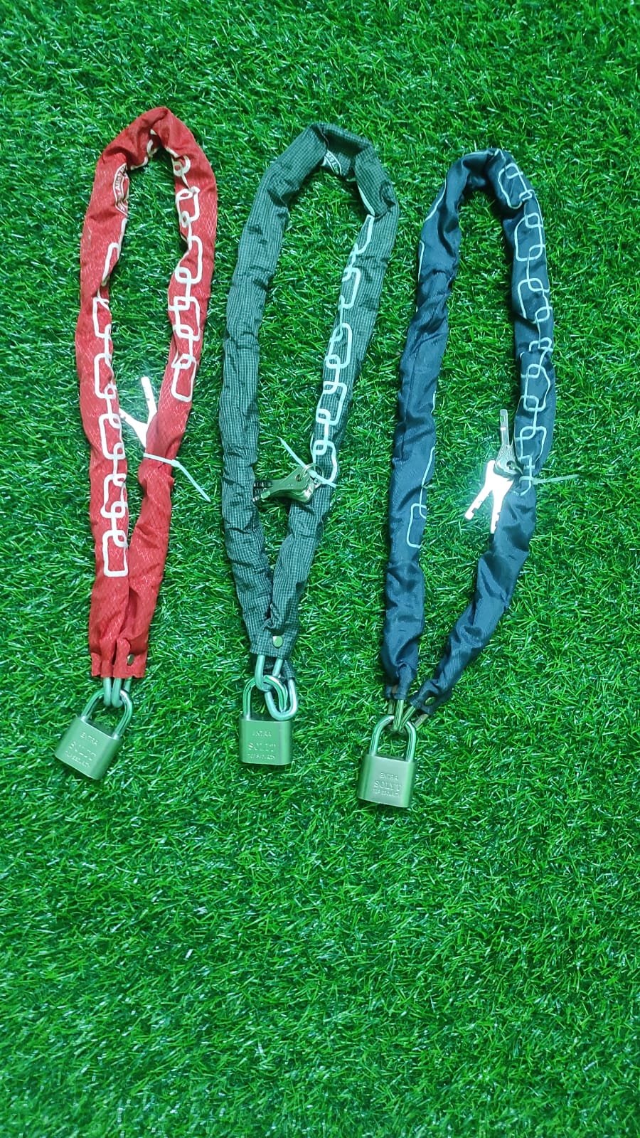 Bicycle Chain Lock: Ensure Uncompromising Security For Your Bicycle With This Reliable Chain Lock, Providing Peace Of Mind Wherever You Go.. 