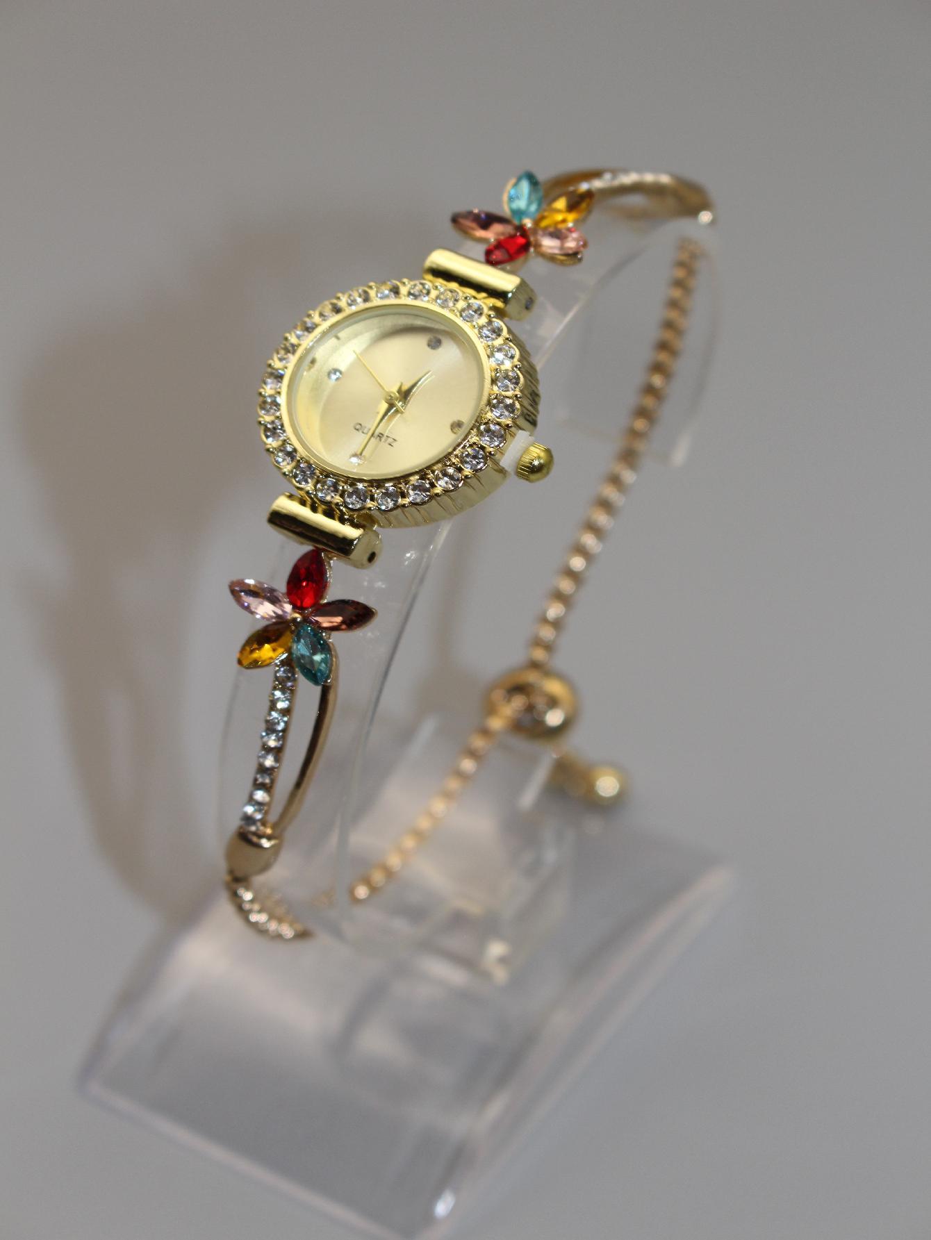 Cross-border AliExpress light luxury retro five-color flower bracelet free adjustment of high-quality women's quartz watch wholesale