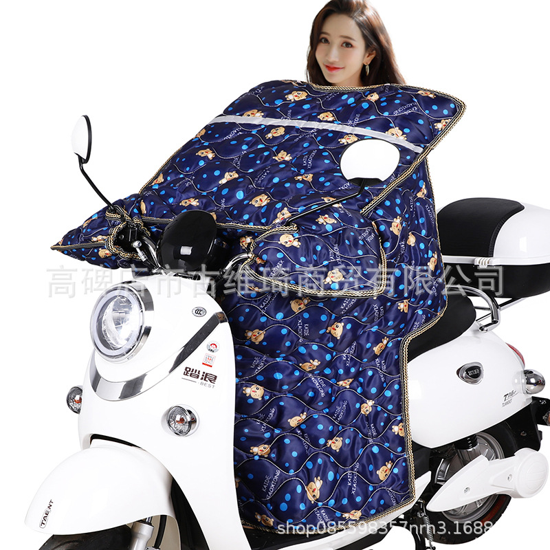 Factory wholesale electric vehicle windshield is thickened by the winter velvet thickened enlarged battery motorcycle windshield windproof and warm