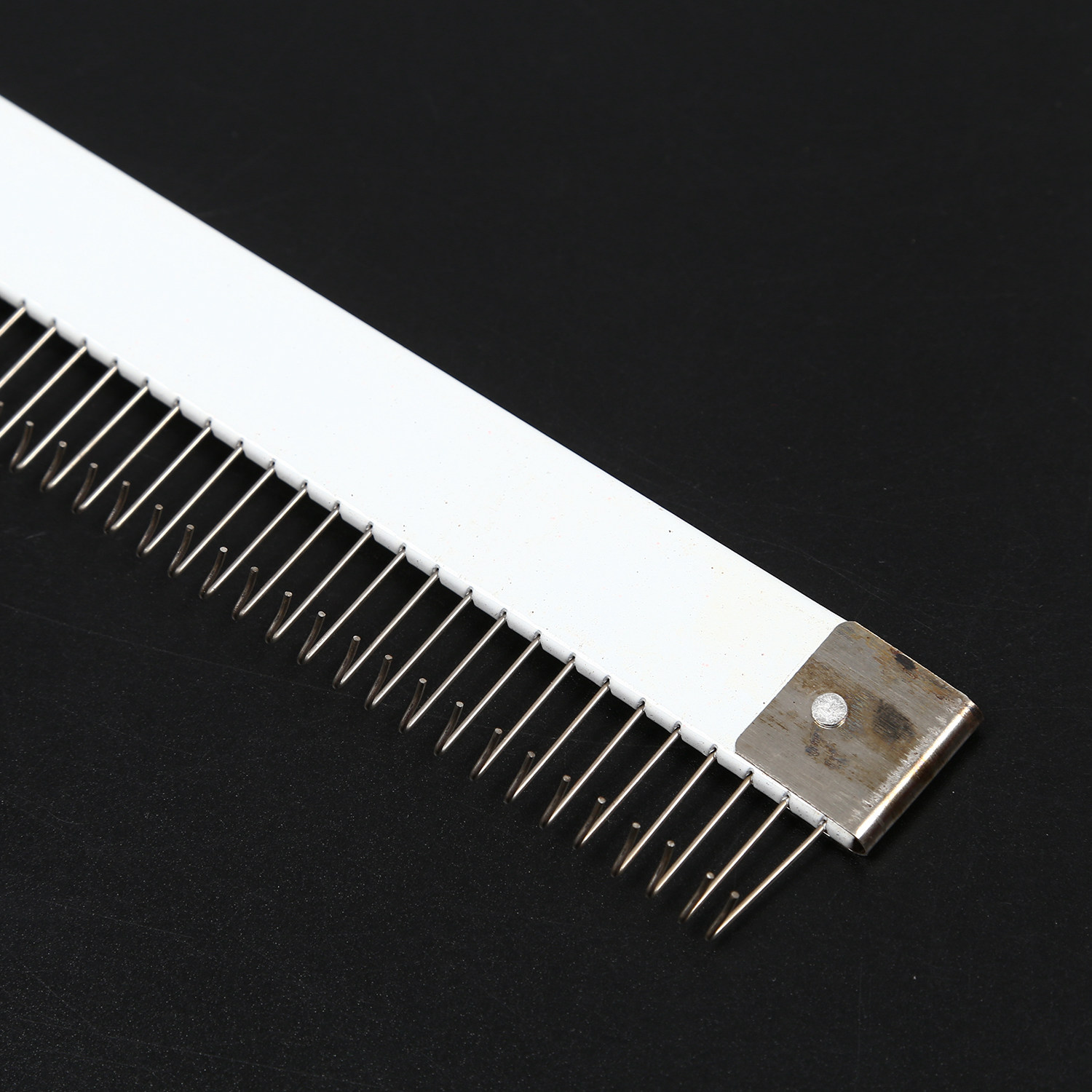 44.5cm Cast Comb Knitting Machine for Knitting Machine Needle