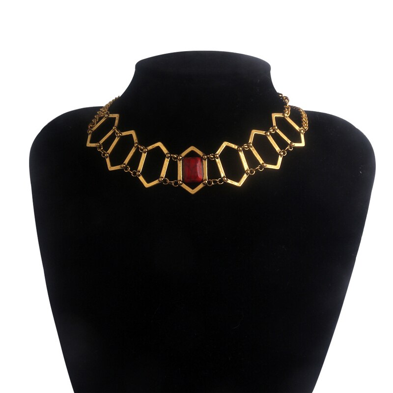 【happy one】Hot Game Of Thrones Melisandre Asshai Necklaces Pendants Song of Ice and Fire King's Priestess Red Shadow Lady. 