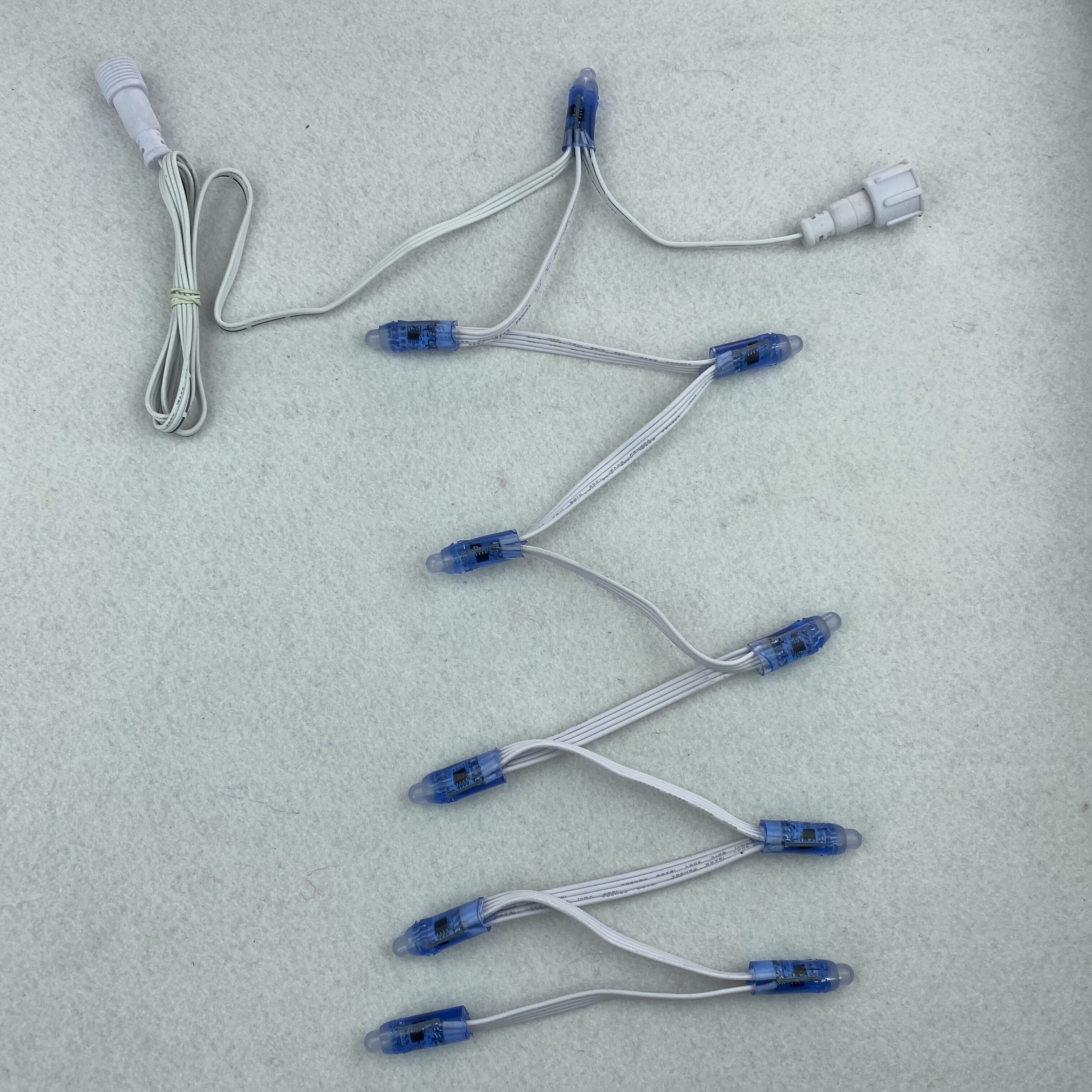 Peace Stake/10 pixels/set 12V WS2811 REGULATED pixels 18AWG Weisure time HITE wire,4’’(10cm) spacing,1-meter cable on XCONNECT pigtails. 
