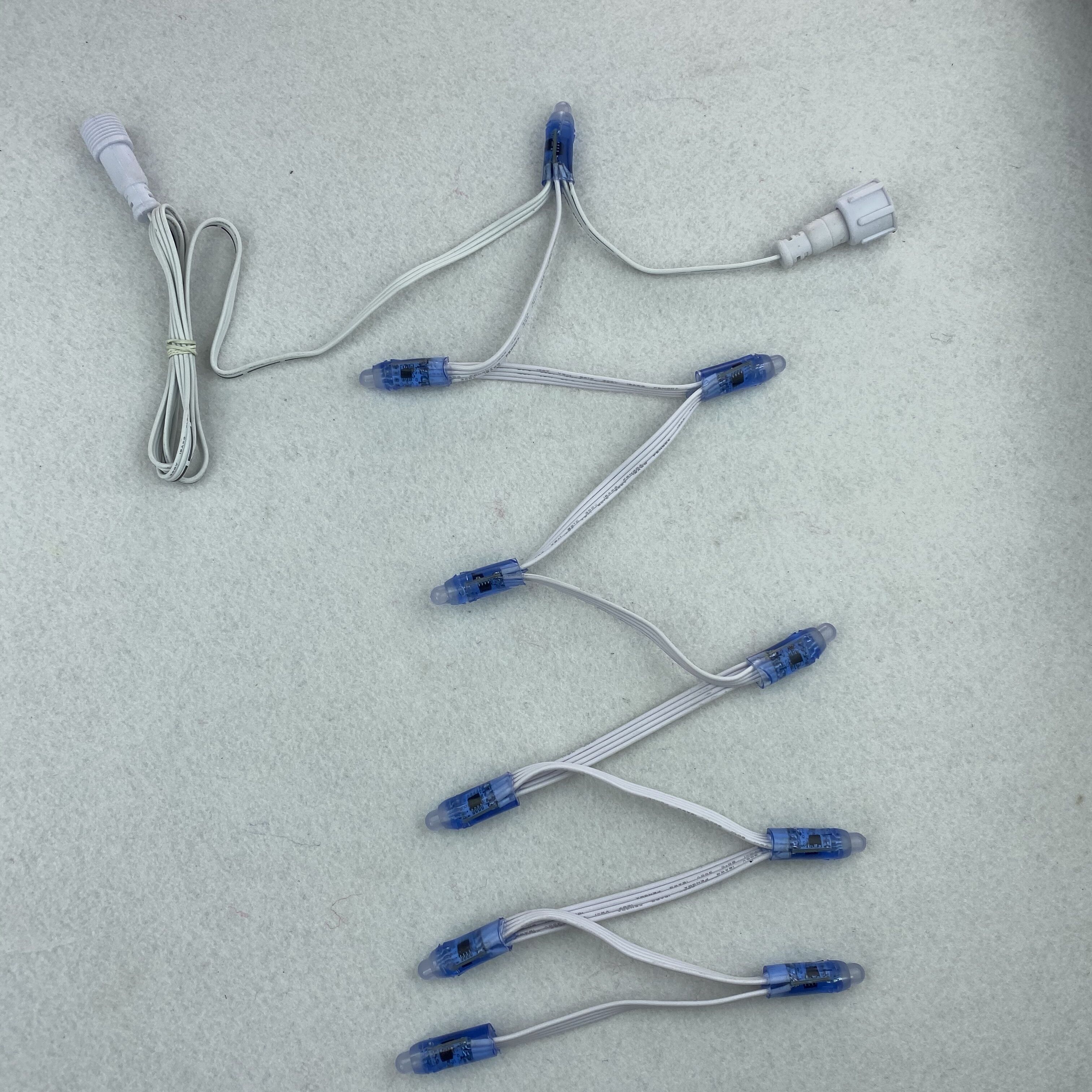 Peace Stake/10 pixels/set 12V WS2811 REGULATED pixels 18AWG Weisure time HITE wire,4’’(10cm) spacing,1-meter cable on XCONNECT pigtails. 