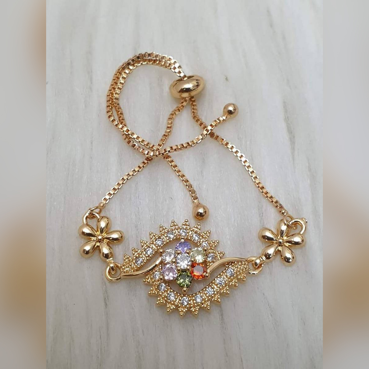 Fashion Crystal Charm Bracelets for Women, Wedding Anniversary Birthday Love Gift for Her,Sweet And Lovely Fashion Crystal Bracelet.CD:75-A4