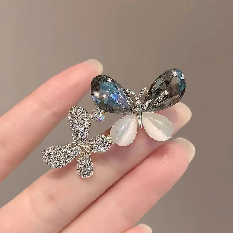 Two Butterfly Crystal black and white Buttefly Unique design Brooch Hijab safety pin for girls and women