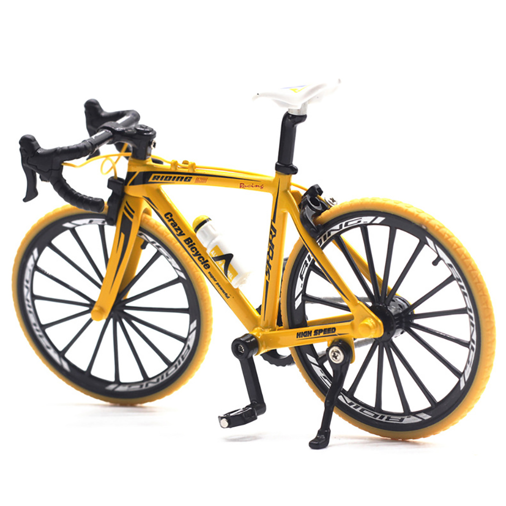 One Pcs 1/10 Simulation Alloy Racing 