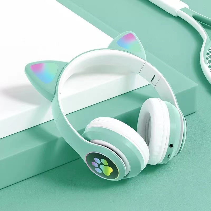 Cross-border supply spot STM28 cat ears dazzling luminous bluetooth headset wireless headphones. 