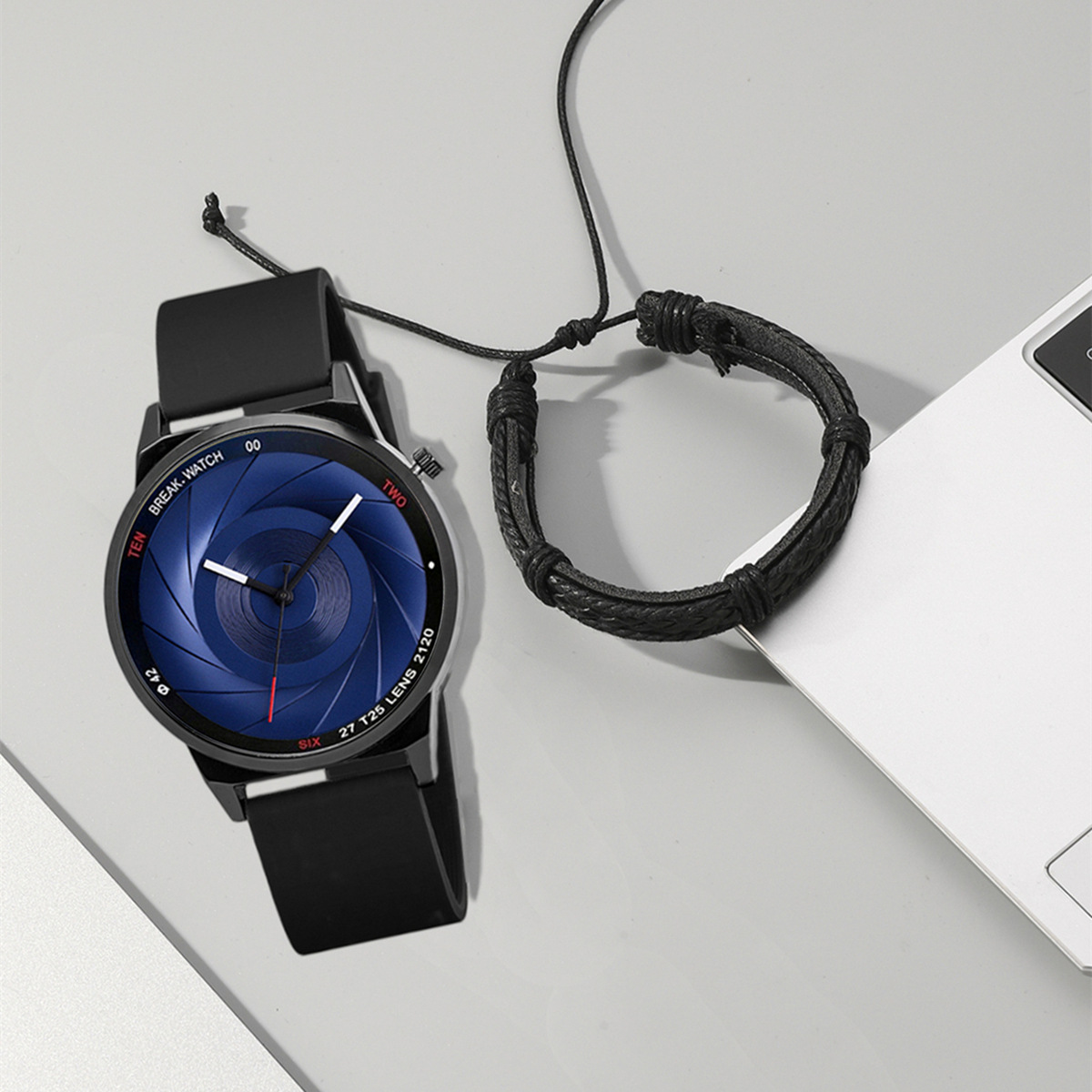New Men's New Concept Trend Simple Quartz Watch Swirl Combo Set Student Creative Silicone Watch. 
