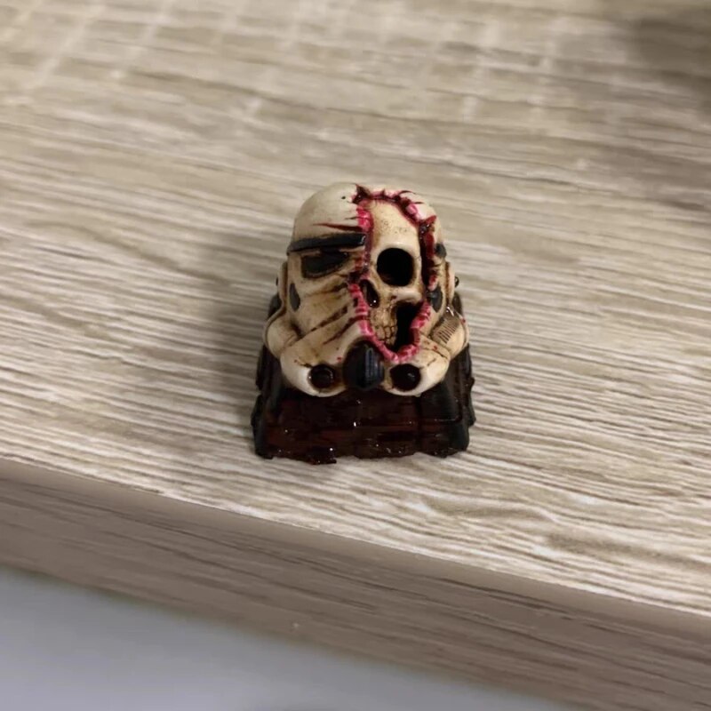 ECHOME Battle-damaged Skull Keycap Resin Artisan Anime Keyboard Cap Custom Cartoon KeyCap for Mechanical Keyboard Accessories. 