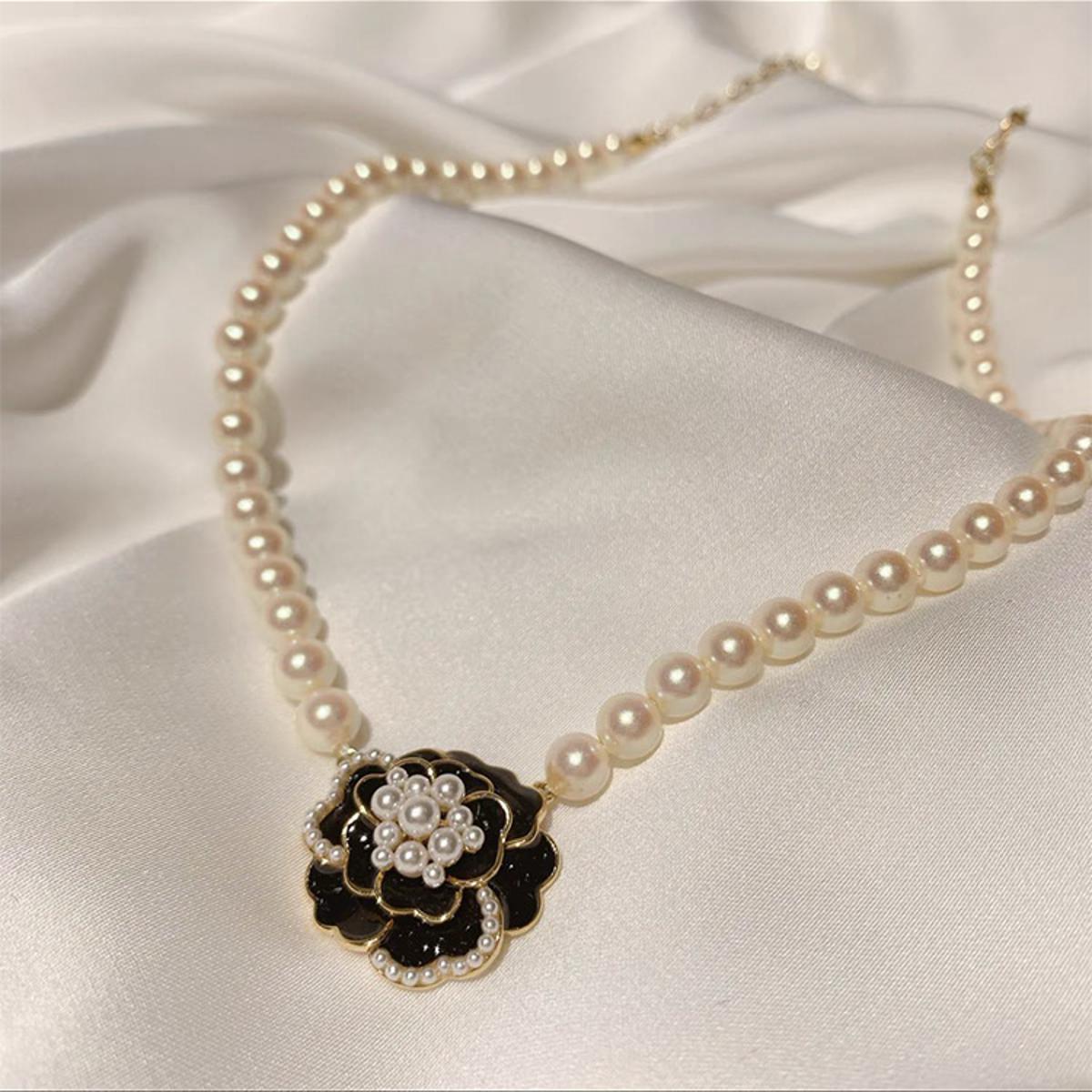 Delicate Women Camellia Pearl Necklace Pendant Flower Necklace Chocker Pearl Female Jewelry