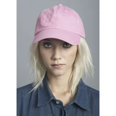 Pink best sale hat man