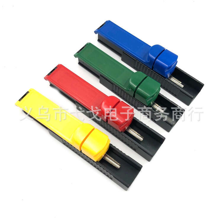 Push-pull 8mm single tube holder, manual holder for use with empty cigarette tubes. 