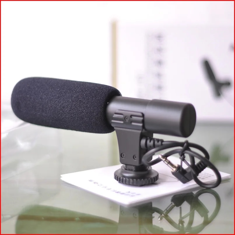 Professional Camera External Stereo Microphone For Nikon D7500 D7200 D5600 D5500 D5300 D3300 D810 D750 D500 D5 D4. 