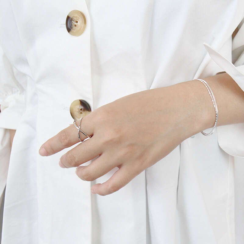 JT069 Korean version jewelry S sterling X cross glossy three-dimensional opening silver ring bracelet. 