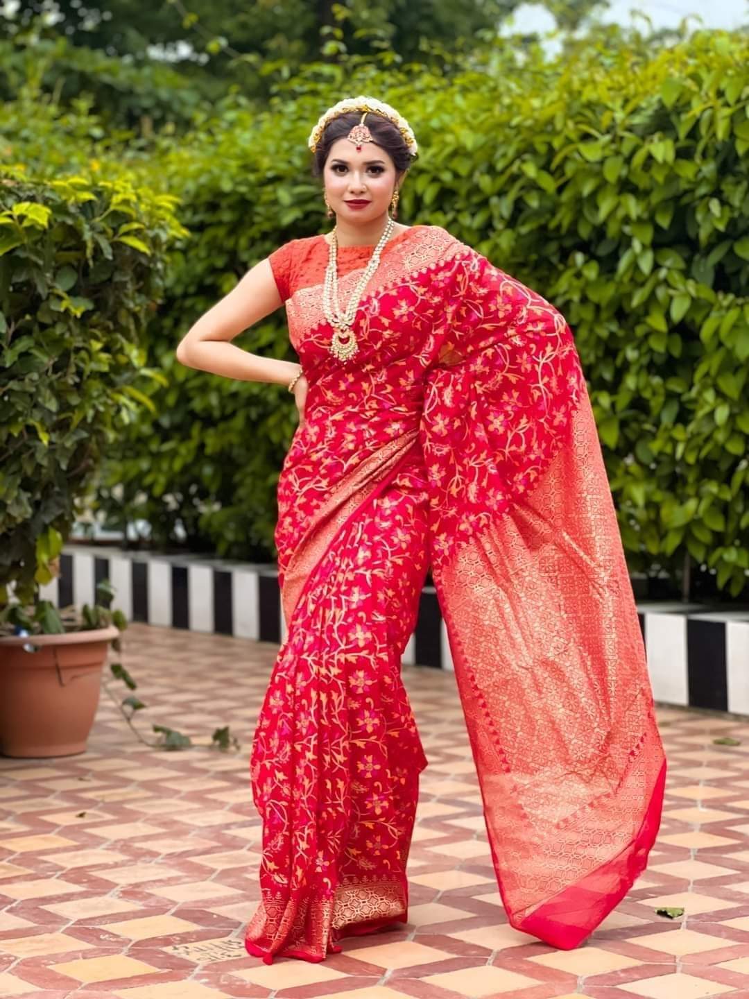 Dhupian Screen Print Saree for Women