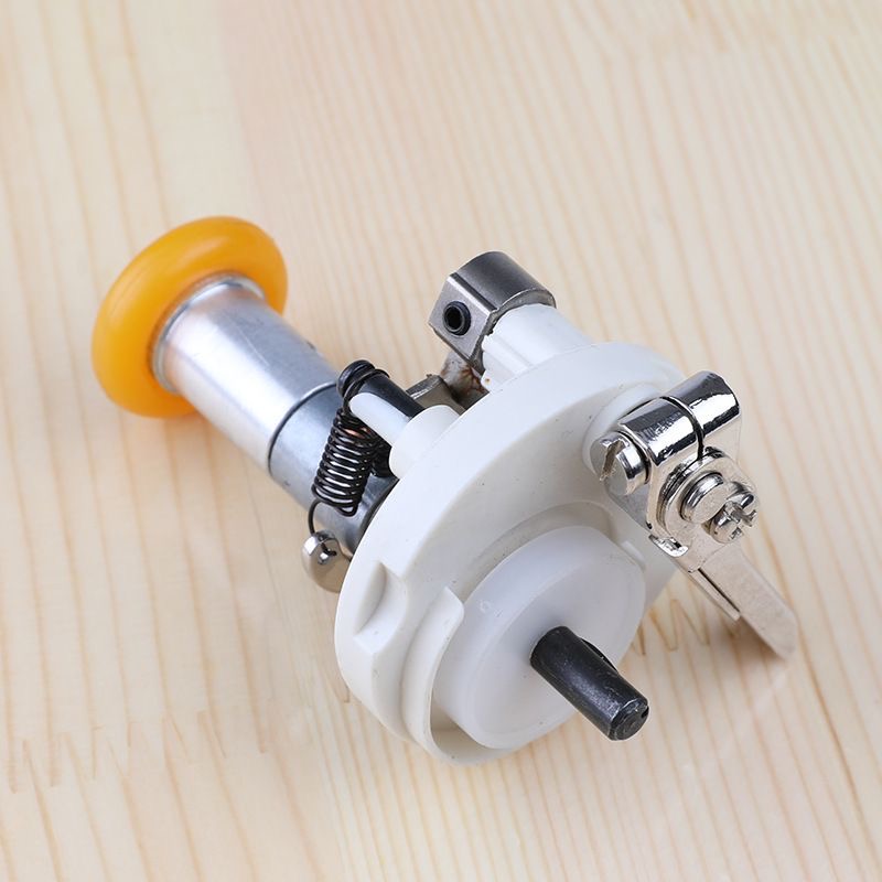 New 781 direct drive built-in winding machine, punching machine, industrial sewing machine, flat eye machine, flat head locksmith machine, buttonhole machine. 