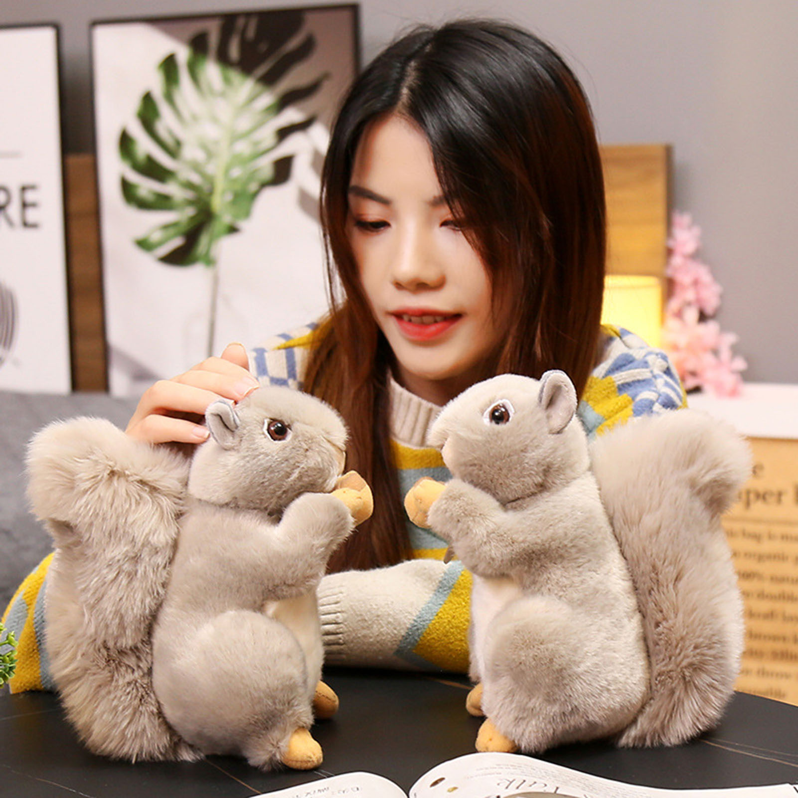 Squirrel Plush Doll Vivid Appearance Grey Squirrel Plush with Nutsie. 