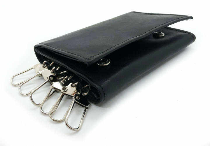 Black Leather Key Ring Folder Wallet For Men - Very Appealing - In line with current fashion trends - Style & Luxe. 