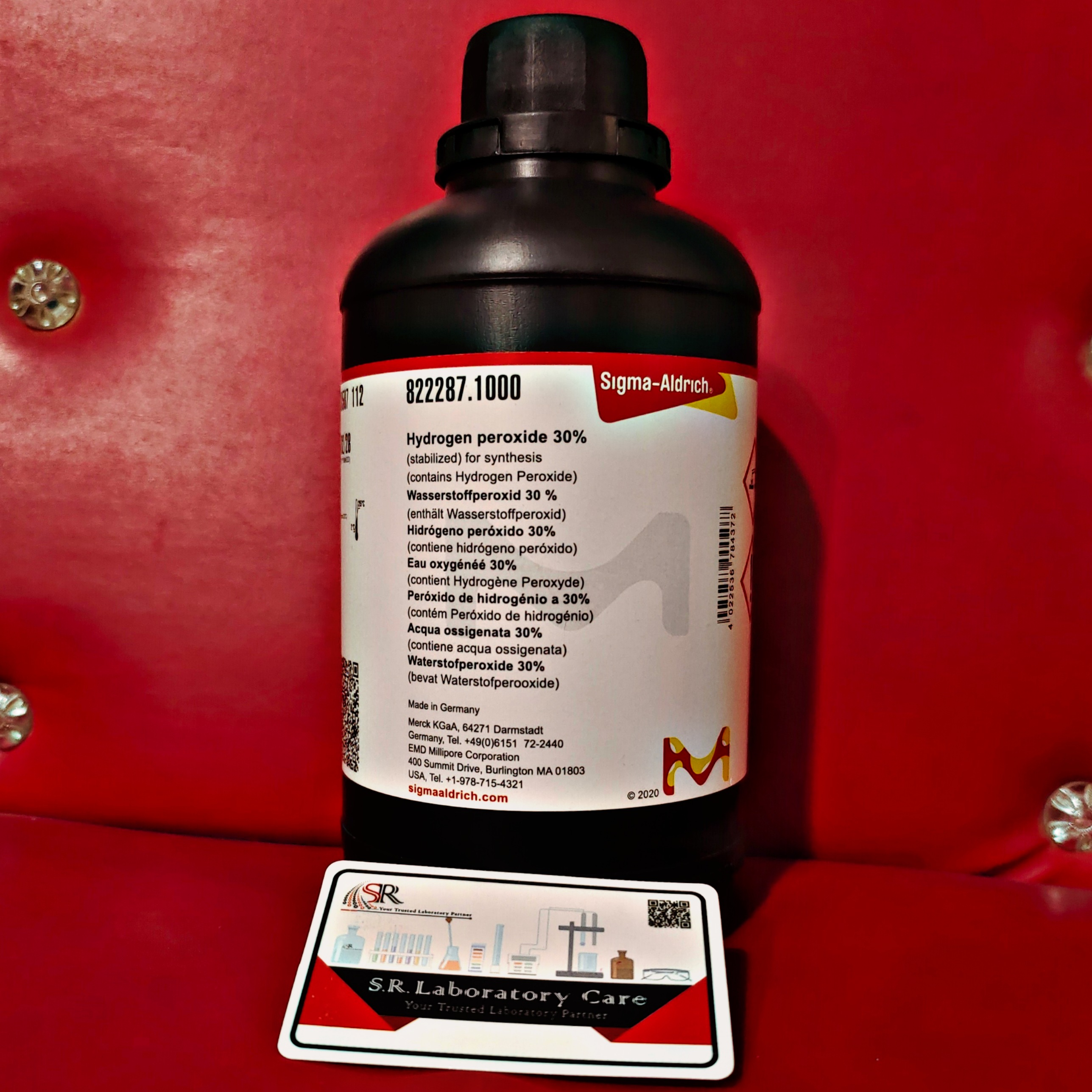 Hydrogen Peroxide | Hydrogen Peroxide 30% Solution | 1000 mL | H2O2 | Merck-Germany | For Laboratory, Disinfectant, Bleaching & Other Uses |. 