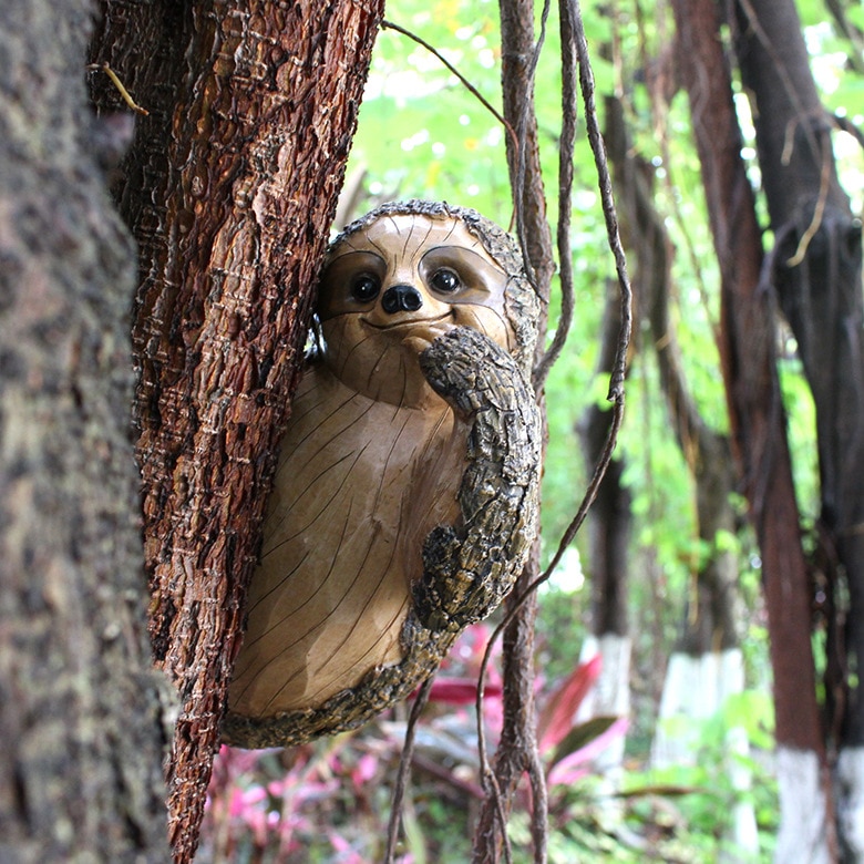 Realistic Tree Sloth Garden Statue Garden Ornaments Sloth Climbing Resin Tree Hugger And Peeker Animal For Yard Lawn Home Decor. 