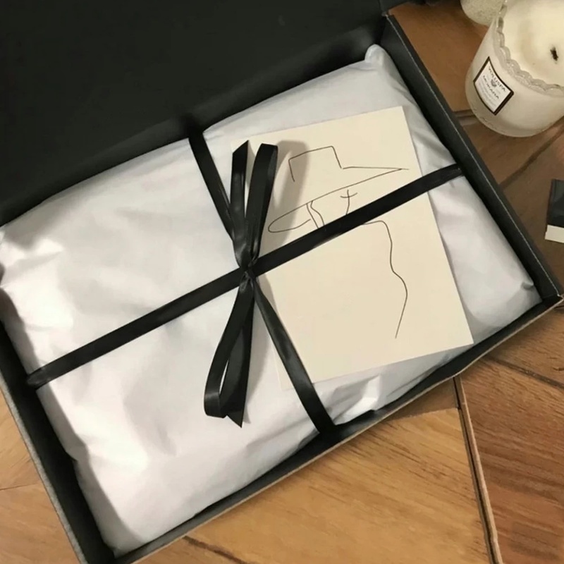 A4 100 Sheets of Shoe & Clothes Wrapping Paper Liner  Fruit Wrapping Paper for Fruit & Shoe Shops  Multi-purpose Lined Moisture-proof Paper Bags. 