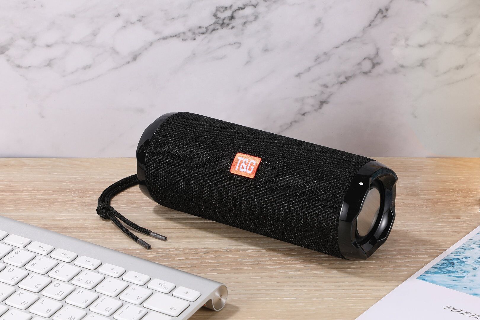 New TG191 Wireless Bluetooth Speaker TWS Portable Fabric Waterproof Plug Card U Disk FM Creative Gift Audio. 