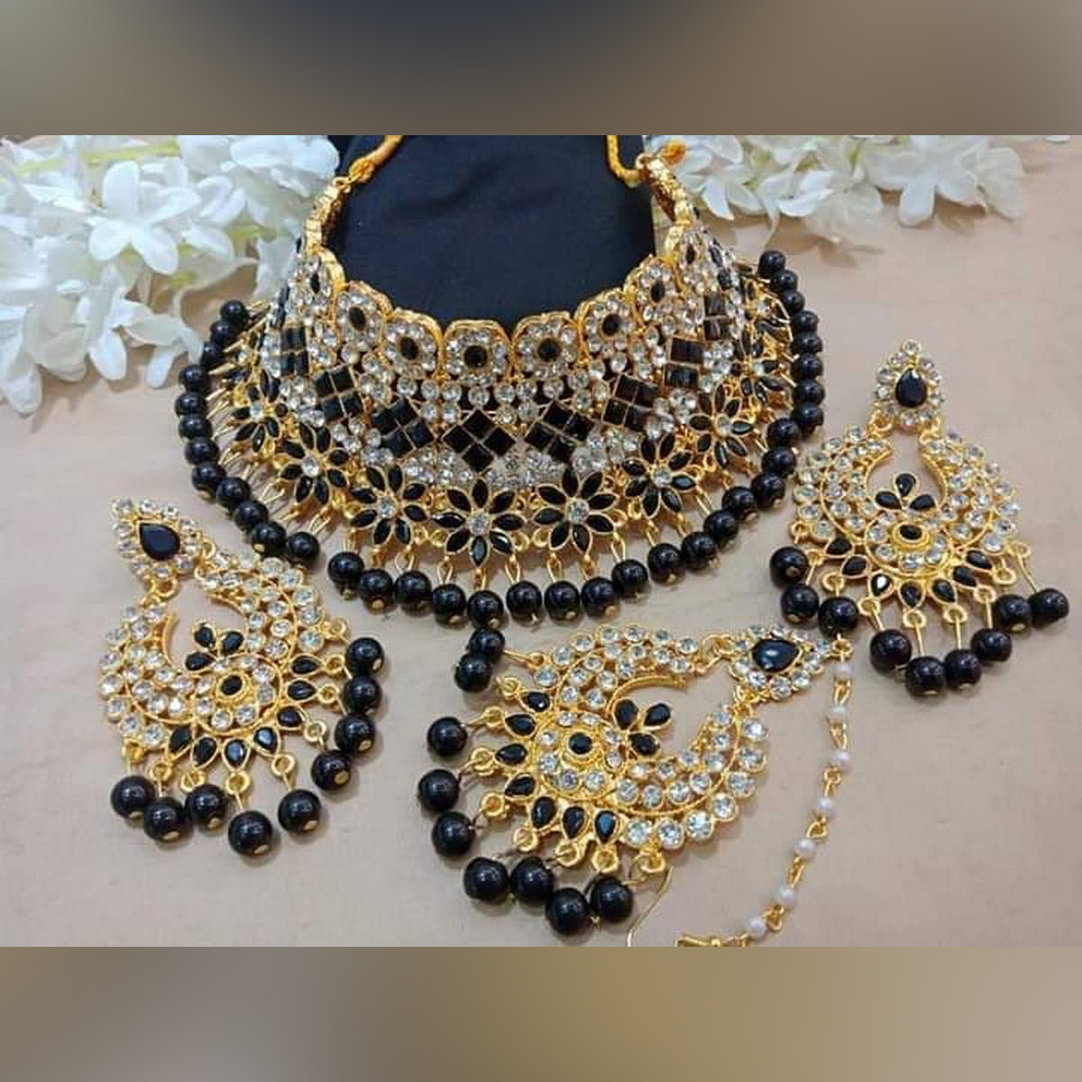 Indian Gold-Plated Wedding Necklace Set Thai Stone Choker with
